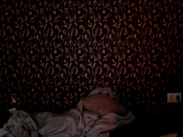 Live sex webcam photo for FoundError404 #269286629