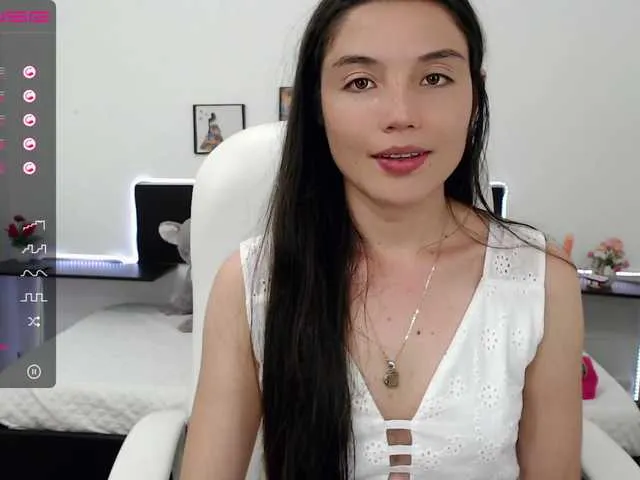 Live sex webcam photo for sol-naughty #269285410