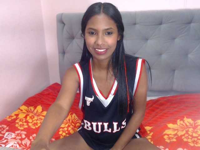 Live sex webcam photo for chantalhothx #269295810