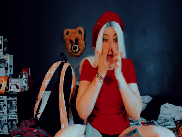 Live sex webcam photo for VitaCastle #269294009