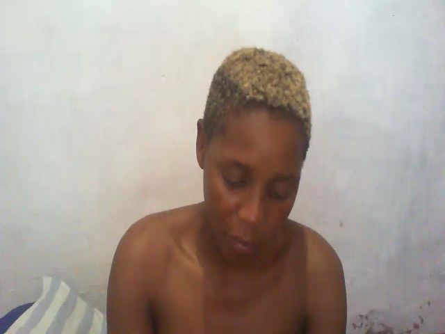 Live sex webcam photo for Sweetass002 #269294161