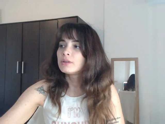 Live sex webcam photo for orianastevens #269295493