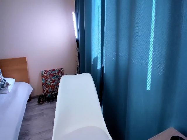 Live sex webcam photo for TheDreamer_ #269291157