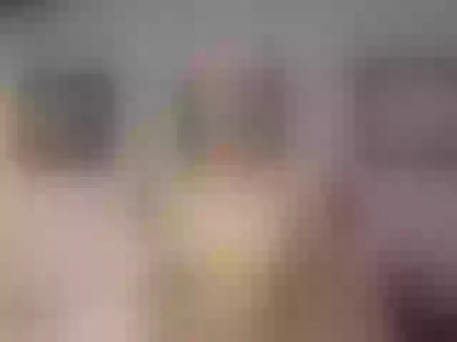 Live sex webcam photo for cherry-mermai #269295318