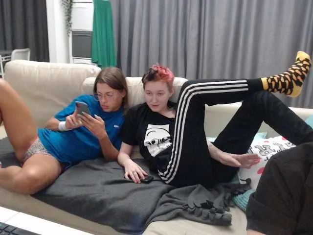 Live sex webcam photo for BugaGirls #269298637