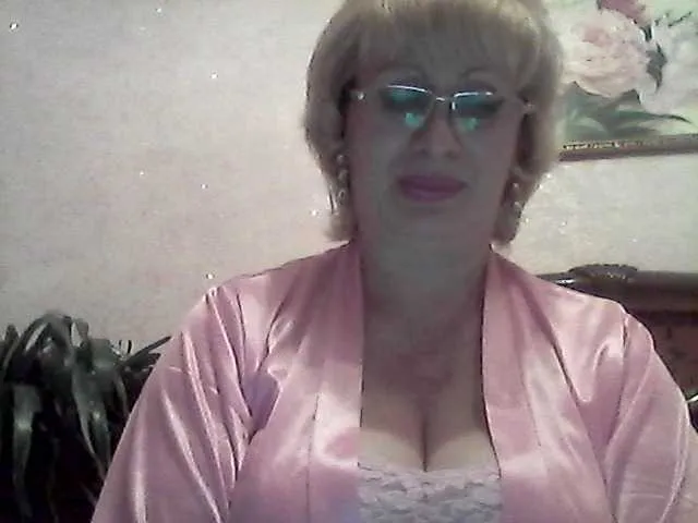 Live sex webcam photo for Ur-Mami #269310674