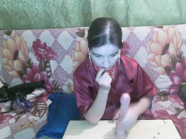 Live sex webcam photo for IngaQAce #287968936