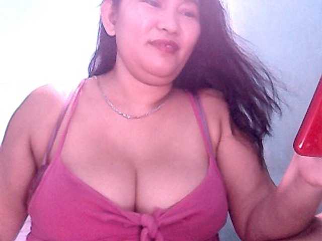 Live sex webcam photo for wildmom4u #269306303