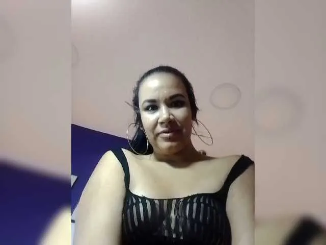 Live sex webcam photo for CrissMartiin #269298862