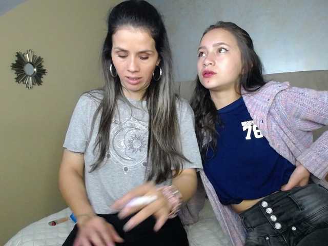 Live sex webcam photo for Jipsya #269306006