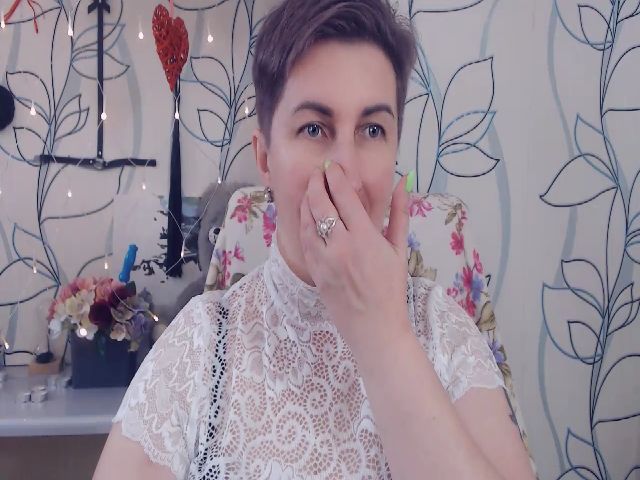 Live sex webcam photo for DepravedMadam #269301355
