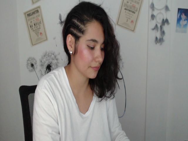 Live sex webcam photo for Jade_leon_ #269314364