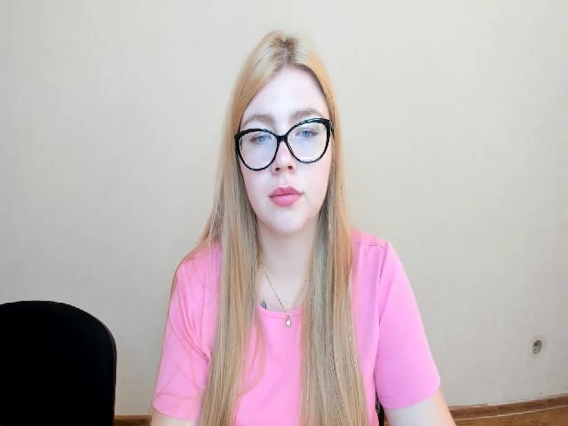 Live sex webcam photo for milafix #269308299