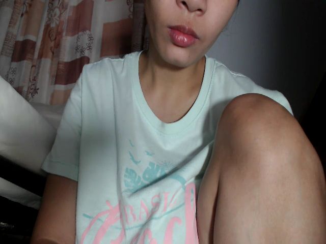 Live sex webcam photo for HotpukiLuver #269314273