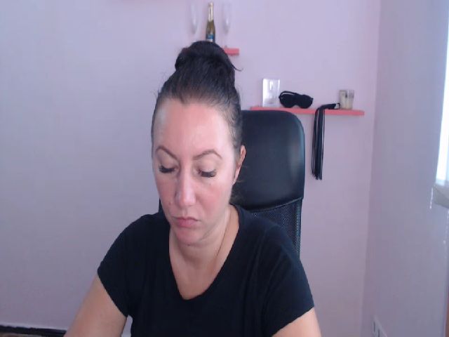 Live sex webcam photo for LexiFox_ #269303630