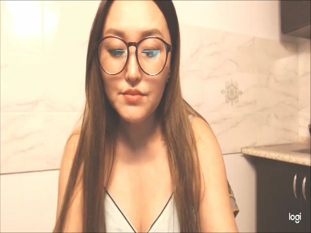 Live sex webcam photo for HrnyTeacher #269307980