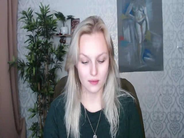 Live sex webcam photo for Dorina_xX #269309059