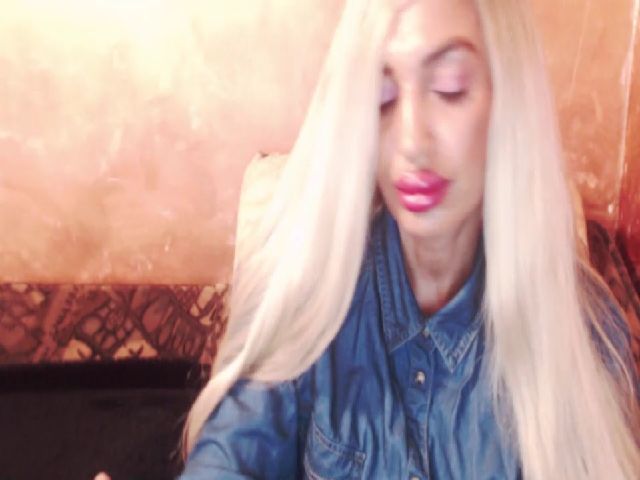 Live sex webcam photo for Goodspleasure #269309311