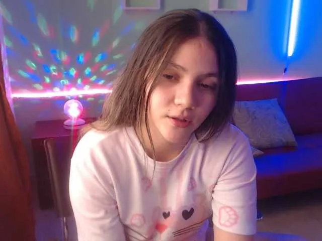 Live sex webcam photo for hanna-queen21 #269310842