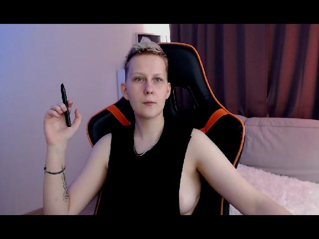 Live sex webcam photo for Oh_daisy #269307336