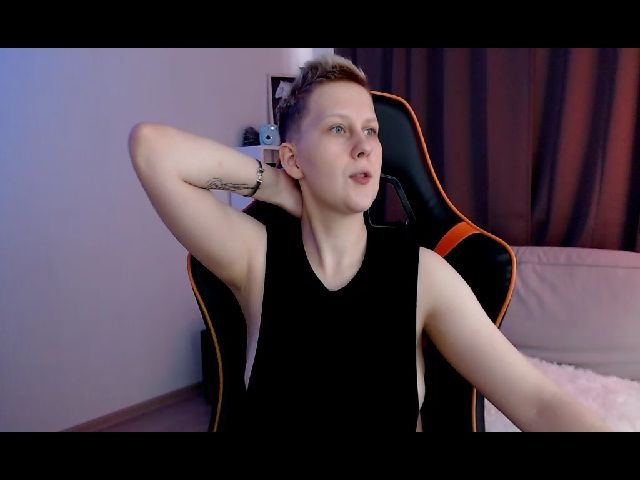 Live sex webcam photo for Oh_daisy #269308108