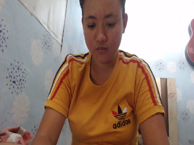 Live sex webcam photo for UrCummer69 #269300403