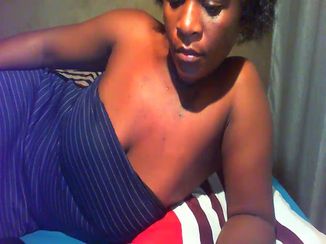 Live sex webcam photo for Collegeslut96 #269311949