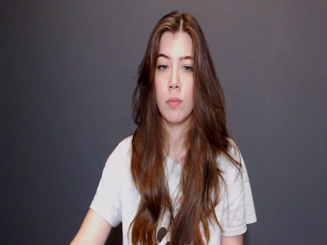 Live sex webcam photo for Oopsbritney #269312820