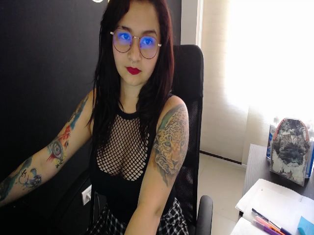 Live sex webcam photo for MissTiara_ #269313719