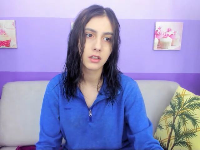 Live sex webcam photo for SarahBanks #269300617