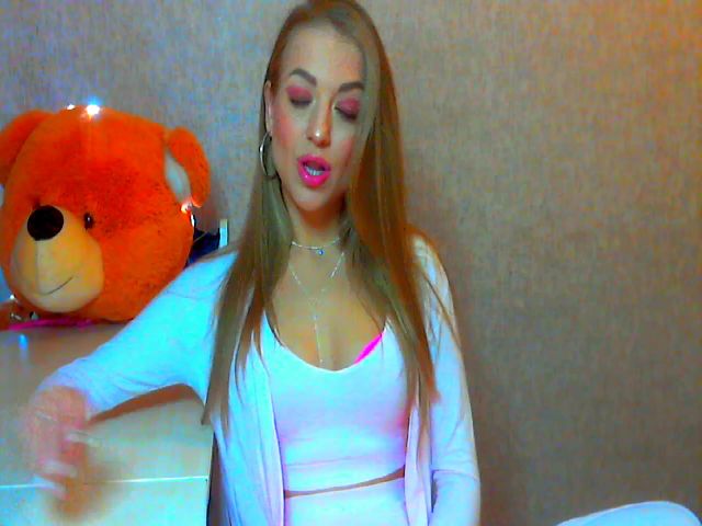 Live sex webcam photo for Hollyda #269314897