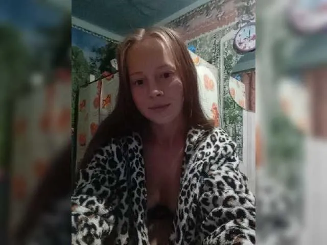 Live sex webcam photo for LuxJudy #269310877