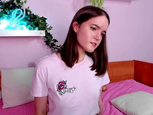 Live sex webcam photo for Dragon-Alice #269311402