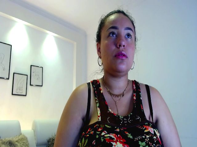 Live sex webcam photo for Abisacket #269306944