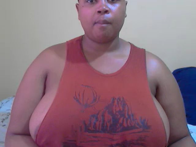 Live sex webcam photo for Longlove2 #269303859