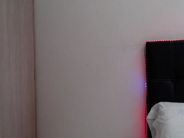 Live sex webcam photo for Zoe_be #269311850