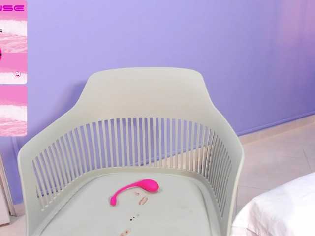 Live sex webcam photo for Lilo06 #269311317