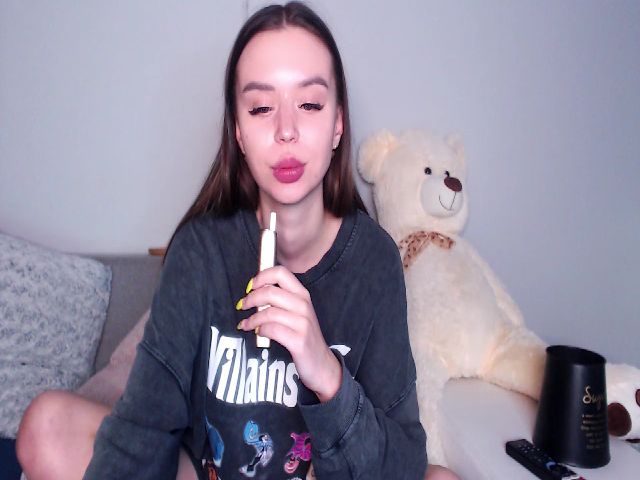 Live sex webcam photo for AliceSkye #269307401