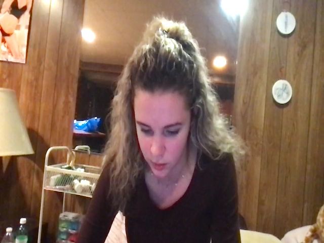 Live sex webcam photo for KaylaLynn215 #269301624