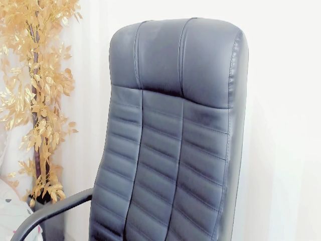 Live sex webcam photo for StelllaCoxx_S #269308926