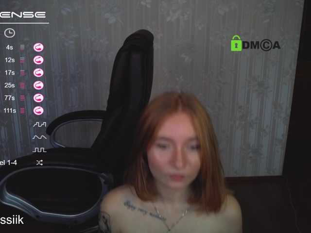 Live sex webcam photo for Flower999 #269324341