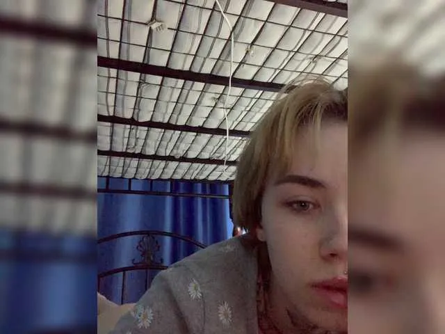 Live sex webcam photo for 669Aleksa669 #269315641