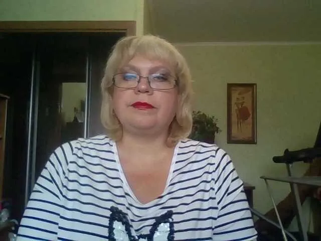 Live sex webcam photo for LOLA88888 #269325019