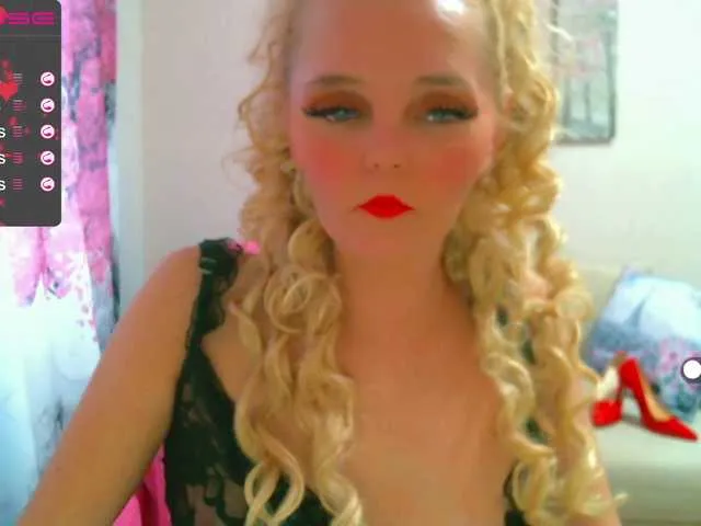 Live sex webcam photo for ChristieRoses #269330707