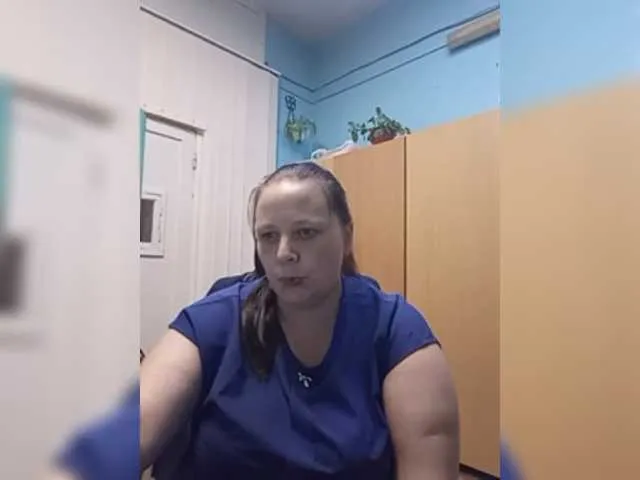 Live sex webcam photo for RealWitch #269315708