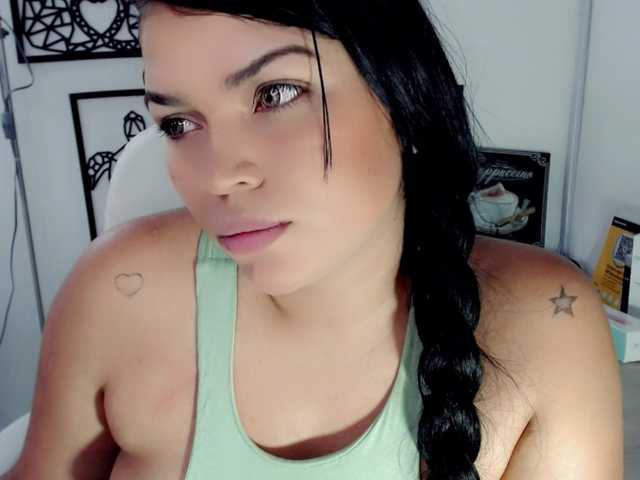 Live sex webcam photo for amaranthacol #269330982