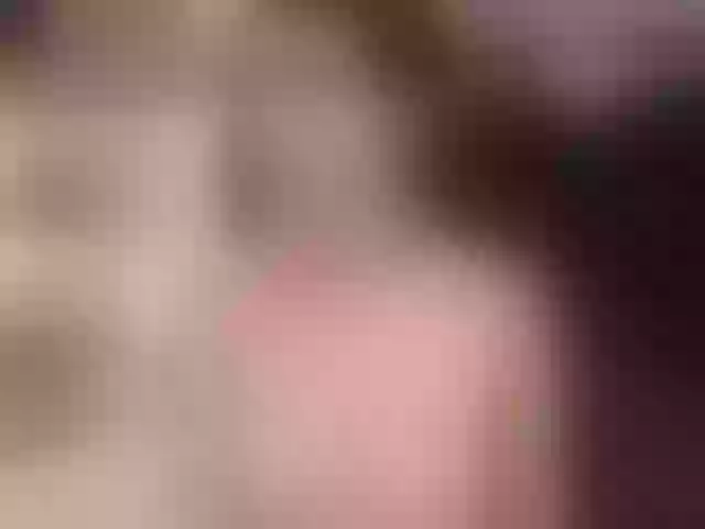 Live sex webcam photo for SandyWestt #269316096