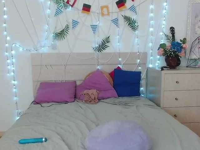 Live sex webcam photo for YunNana #269330069