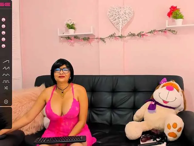 Live sex webcam photo for tifany-sweet1 #269325243