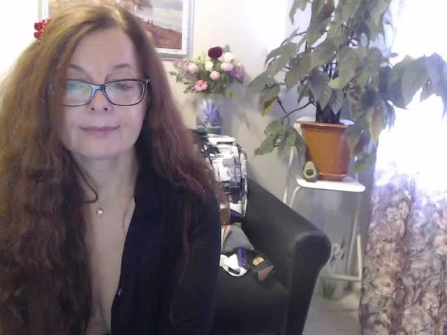 Live sex webcam photo for HelenBerg #269320351